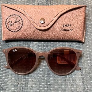 New Ray-Ban Sunglasses - Taupe - RB4305